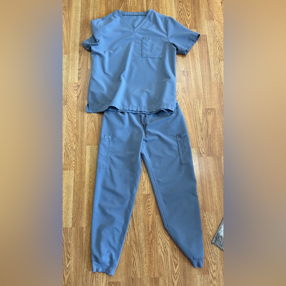 Men’s scrub set Jaanu